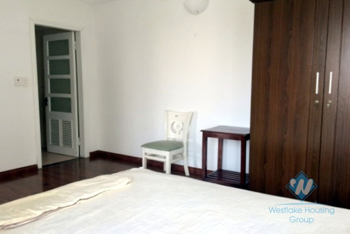 Nice apartment for rent in Nghi Tam village, Tay Ho district